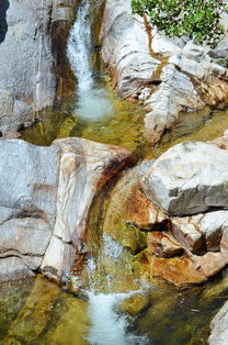 徒步水杯品牌，陪你走遍山川湖海，畅饮每一滴甘泉