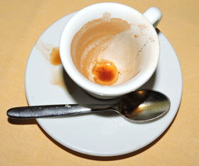 高中生必备神器—揭秘那些超好用的男学生专用水杯品牌！
