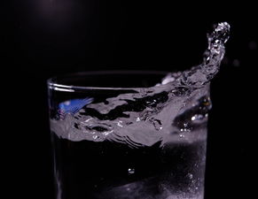揭秘水杯品牌yy，品质生活，从一杯水开始