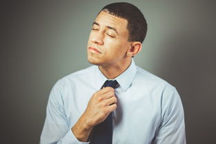 潮牌男秋天休闲西服品牌，时尚与舒适的完美结合